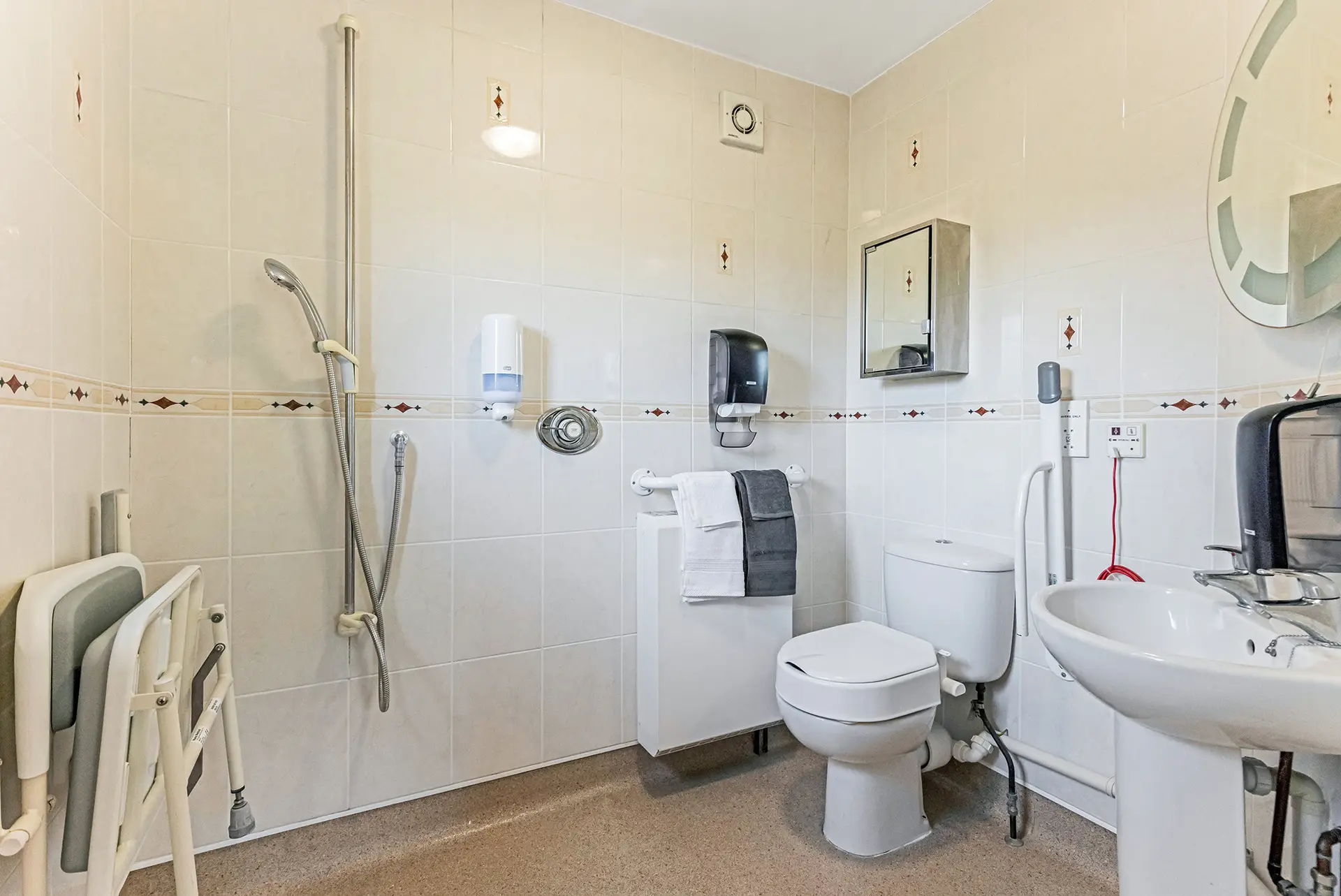 Mills Healthcare-090